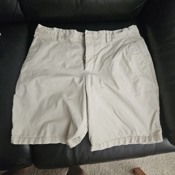 3 PAIRS SIZE 34 CALVIN KLIEN SHORTS - Picture 4 of 15